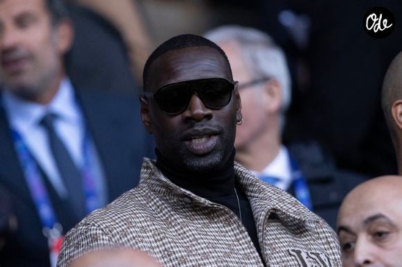 Omar Sy - Des célébrités dans les tribunes lors du match retour de la Ligue des champions 2024-2025 (LDC) « PSG - Arsenal » (2-1) au Parc des Princes à Paris le 7 mai 2025. © Cyril Moreau/Bestimage