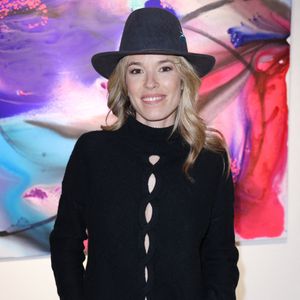Élodie Fontan assiste au vernissage de l'exposition "Hope Solidarity" à Paris, en France, le 10 mars 2026. Photo : Jérôme Dominé/Abaca