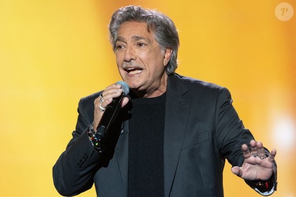 Exclusif - Frédéric François lors de l'enregistrement de l'émission "La Boîte à secrets", présentée par F.Bollaert et diffusée le 16 janvier 2026 sur France 3, dans les studios du Lendit à Saint-Denis, France, le 16 décembre 2025. © Cyril Moreau/Bestimage