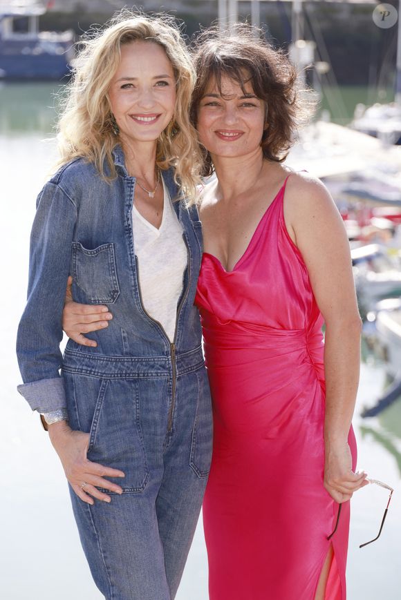 Hélène de Fougerolles, Fanny Gilles de la série Sam, 25e édition du Festival de la fiction télé de La Rochelle, vendredi 15 septembre 2023. © Christophe Aubert via Bestimage