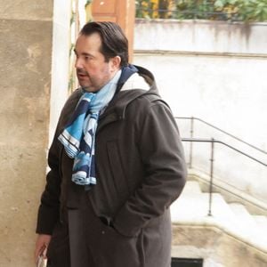 Jean-Francois Piège assistant à la cérémonie d'enterrement de Jean-Luc Petitrenaud à l'église Saint-Pierre du Gros Caillou dans le 7e arrondissement de Paris, France, le 17 janvier 2025. Jean-Luc Petitrenaud, critique gastronomique et personnalité de la télévision française, est décédé le 10 janvier à l'âge de 74 ans. Photo par Nasser Berzane/ABACAPRESS.COM