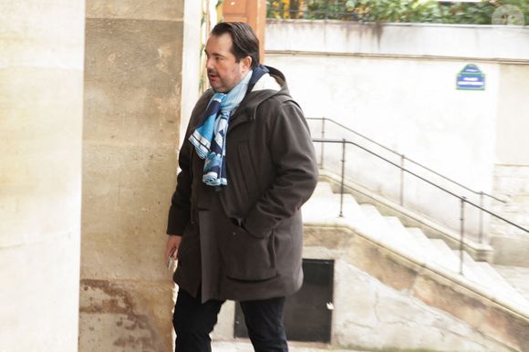 Jean-Francois Piège assistant à la cérémonie d'enterrement de Jean-Luc Petitrenaud à l'église Saint-Pierre du Gros Caillou dans le 7e arrondissement de Paris, France, le 17 janvier 2025. Jean-Luc Petitrenaud, critique gastronomique et personnalité de la télévision française, est décédé le 10 janvier à l'âge de 74 ans. Photo par Nasser Berzane/ABACAPRESS.COM