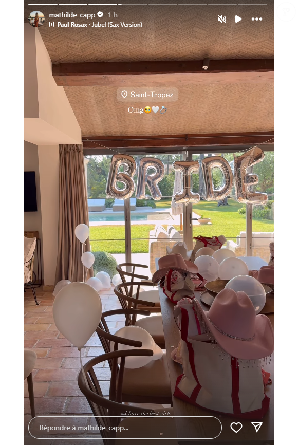 Les festivités ont alors déjà commencé !

Didier Deschamps : Les festivités de mariage ont commencé pour son fils et sa belle-fille