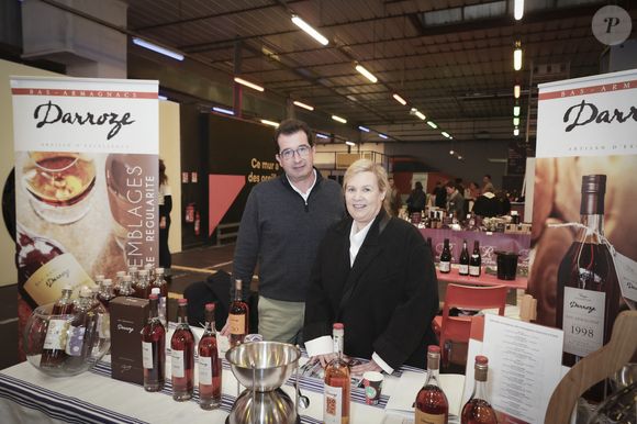 Aujourd'hui, Marc perpétue brillamment ce savoir-faire ancestral en collaborant avec de nombreux producteurs locaux.

Exclusif - Hélène Darroze et son frère Marc Darroze - Premier Festival de la Gasconnerie au Ground Control à Paris le 30 janvier 2023. © Jack Tribeca-Pierre Perusseau/Bestimage