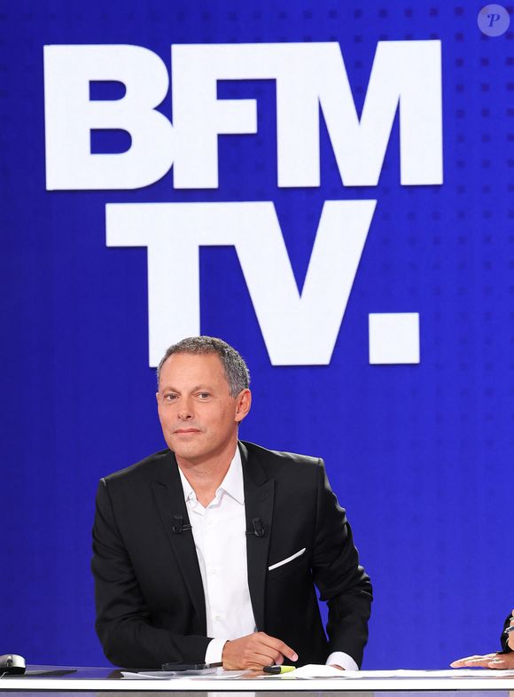 Sur le plan professionnel, il n'a aucun regret : il est fier d'avoir contribué à donner à la chaîne une nouvelle dimension.

Marc-Olivier Fogiel lors de la conférence de presse de rentrée BFM TV. - RMC du groupe Altice France à Paris, France, le 31 août 2023. © Coadic Guirec/Bestimage