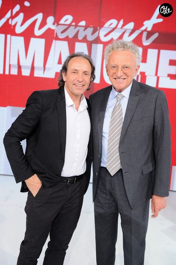 Exclusif - Nelson Monfort  et Philippe Candeloro - Enregistrement de l'émission "Vivement dimanche" au studio Gabriel, présentée par M.Drucker, et diffusée sur France 3 le 22 juin 2025. 
© Guillaume Gaffiot / Bestimage