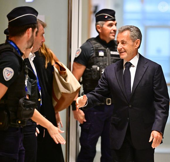 Nicolas Sarkozy au Tribunal judiciaire (Batignolles, 32ème chambre correctionnelle) pour l'annonce de la décision dans le cadre du procès Lybien le 25 septembre 2025.

© Christian Liewig / Bestimage