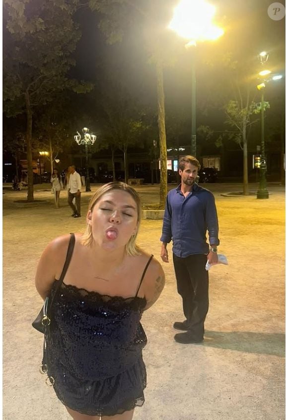 Louane immortalise ses vacances d'été sur Instagram. (Capture d'écran - Juillet 2025)