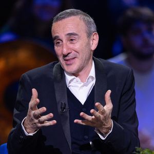 Exclusif - Elie Semoun lors de l'enregistrement de l'émission "La Boîte à secrets", présentée par F.Bollaert et diffusée le 23 janvier sur France 3, dans les studios du Lendit à Saint-Denis, France, le 16 décembre 2025. © Cyril Moreau/Bestimage