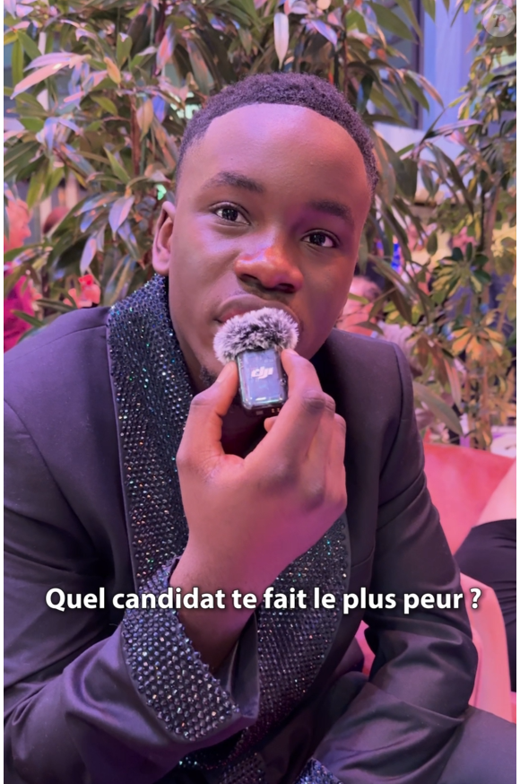 Le chanteur Jungeli, lui, crain Lénie

Le chanteur Jungeli au casting de "Danse avec les stars 2025".