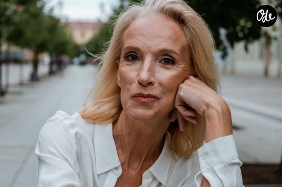 Le vieillissement accéléré du cuir chevelu exige donc l'adoption de soins anti-âge ciblés.