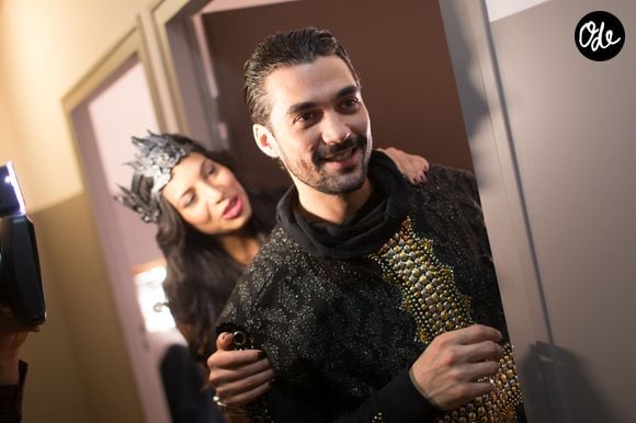 Une adorable attention qui prouve qu'il reste, sans conteste, le tout premier fan de sa moitié.

Exclusif - Zaho, Florent Mothe - Showcase de la comédie musicale "La légende du roi Arthur" à Paris le 10 avril 2015.