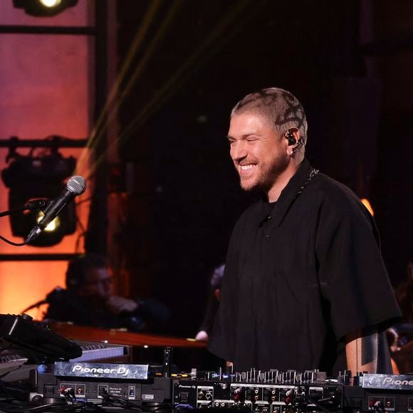 Quentin Mosimann lors de l’enregistrement de l’émission "Le Grand Echiquier - Spéciale Serge Gainsbourg" présentée par C.Chazal et A.Manoukian et diffusée le 7 avril 2026 sur France 2, à Paris, France, le 17 septembre 2025. © Jack Tribeca/Bestimage