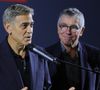George Clooney est tellement fier de sa nouvelle vie en Provence qu'il en a même parlé au "New-York Times" alors qu'il était aux Etats-Unis pour se produire dans l'adaptation à Broadway du film "Good night and good luck"

Exclusif - George Clooney inaugure le cinéma "Liberté" en présence du maire de Brignoles, Didier Brémond et le président de Cinéwest, Daniel Taillandier à Brignoles dans le Var le 7 novembre 2024. © Luc Boutria/Nice-Matin/Bestimage
