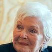 “Il ne faut pas que j’y pense” : à 97 ans, Line Renaud partage son plus grand regret