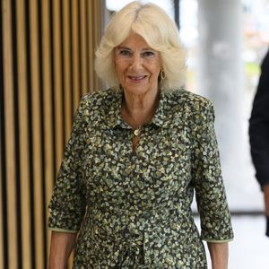 Info - La reine Camilla a écrit une lettre à Gisèle Pelicot - Camilla Parker Bowles, reine consort d'Angleterre, inaugure officiellement le nouveau centre de cancérologie Dyson au Royal United Hospitals de Bath, Royaume Uni, le 3 septembre 2024. Cover Images via ZUMA Press/Bestimage