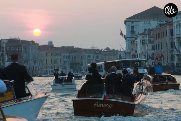 Ambiance autour du cortège nuptial à l'occasion du mariage de George Clooney et d'Amal Alamuddin, le 27 septembre 2014 à Venise, en Italie. Photo : Xposure/Abaca