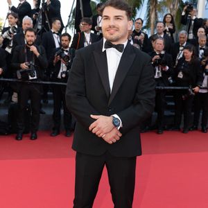 Il portait une montre Audemars Piguet

Antoine Dupont (montre Audemars Piguet) - Montée des marches du film « Dossier 137 » lors du 78ème Festival International du Film de Cannes, au Palais des Festivals à Cannes. Le 15 mai 2025
© Olivier Borde / Bestimage
