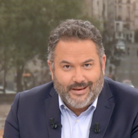 "J'ai voulu dire pardon" : Bruce Toussaint présente ses excuses après un geste incontrôlé