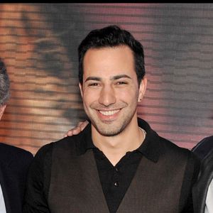 Ses demi-frères et sœurs aînés, Sandra et Michael, ont quant à eux hérité de la fibre artistique paternelle.

Michel Drucker, Michael Moreno et son père Jean Reno - enregistrement de l'émission 'Vivement Dimanche'.
Guillaume Gaffiot/Bestimage