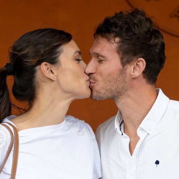 Marine Lorphelin (Miss France 2013) et son compagnon Stanislas Gruau au Village lors des Internationaux de France de Tennis de Roland Garros 2025 le 3 juin 2025 à Paris.  © Moreau / Jacovides / Bestimage