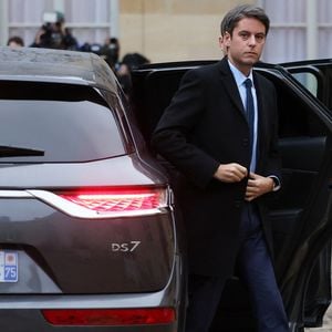 Le premier ministre reçoit Gabriel Attal, président du groupe Ensemble pour la République à l'Assemblée nationale, Secrétaire général de Renaissance, à Matignon, à Paris, le 16 décembre 2024. © Stéphane Lemouton / Bestimage