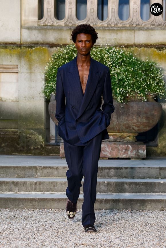 Défilé de mode Dior Homme Prêt à Porter Collection Homme Printemps/Été 2027 lors de la Fashion Week de Paris, France, le 24 juin 2026. © Bestimage