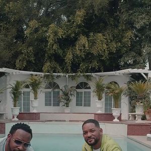 Pour célébrer le 30e anniversaire du Prince de Bel Air, Will Smith participe au lancement du manoir de Bel-Air sur Airbnb ! 
Crédit : Backgrid UK/ Bestimage