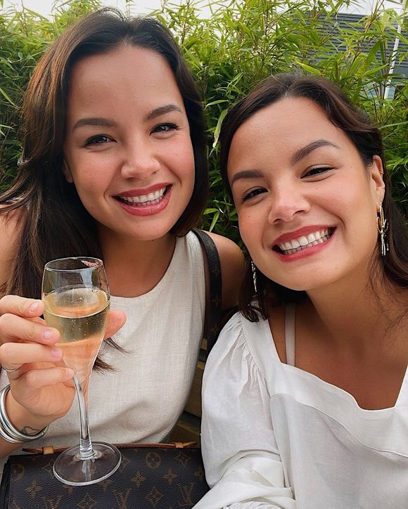 Interrogées par "Le Parisien", elles ont dévoilé leur supercherie
Les jumelles Alison et Amandine participent à "Pékin Express 2025"