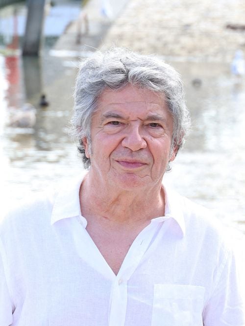 Lionnel Astier est arrière-grand-père à 72 ans : "Je ne sais pas si je réalise vraiment", il se livre sur ce nouveau rôle
