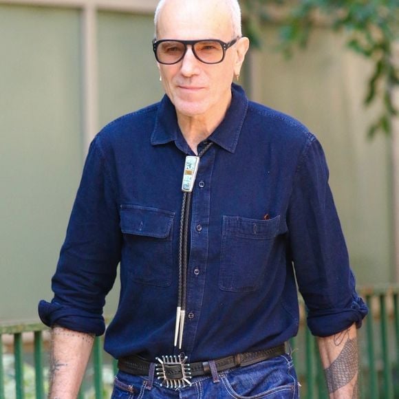 Exclusif - Daniel Day-Lewis se promène à New York avec sa femme Rebecca Miller, le 4 octobre 2023. Backgrid USA / Bestimage