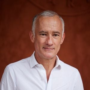 Gilles Bouleau au village lors des Internationaux de France de tennis de Roland Garros 2023, à Paris, France, le 9 juin 2023. © Jacovides-Moreau/Bestimage