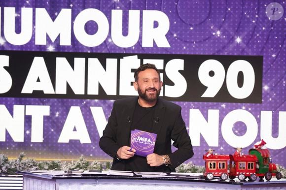 Il pourrait également faire son arrivée sur Europe 2, radio musicale du groupe Lagardère. 

Exclusif - Cyril Hanouna sur le plateau de l’enregistrement de l’émission « Face à Hanouna » présentée par C.Hanouna et diffusée sur C8 le 30 novembre 2024, à Paris, France, le 28 novembre 2024. © Jack Tribeca / Bestimage