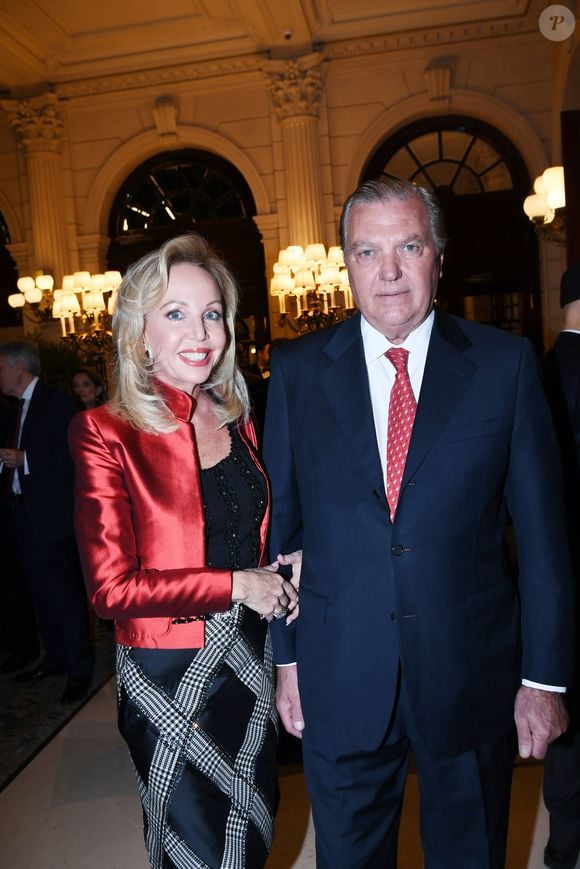 Le prince Charles de Bourbon des Deux Siciles, sa femme la princesse Camilla au Grand dîner Iftar de la Paix 2026 à l'hôtel Intercontinental à Paris le 10 mars 2026. © Rachid Bellak/Bestimage