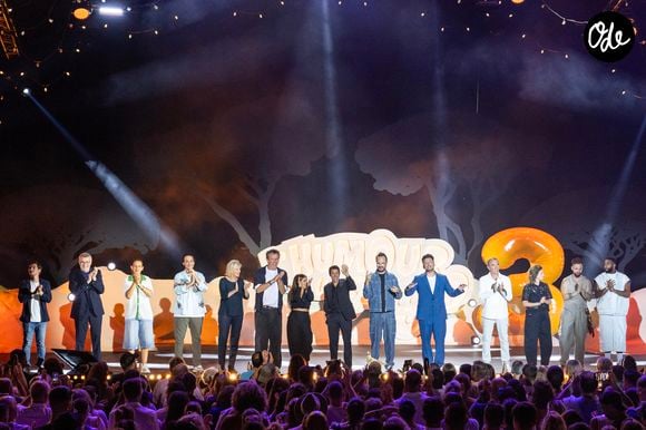 Kev Adams, Nikos Aliagas, Elodie Poux, Chantal Ladesou, Jean-Luc Reichmann,Jarry, Jamel Debbouze, Laurent Ruquier, Nash, Samuel Bambi, Nordine Ganso, Thomas Marty, Inès Reg, Nino Arial durant l'enregistrement de la seconde soirée de "L'humour à la plage" pour la 3eme édition du festival de Juan les Pins à la pinède Gould le 27 juin 2026.  © Jack Tribeca/Bestimage