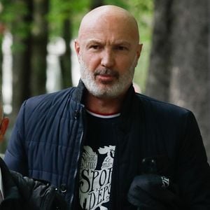 Frank Leboeuf - Arrivées à l'enregistrement de l'émission "Vivement Dimanche" qui sera diffusée le 17 avril 2022 au studio Gabriel à Paris, France, le 30 mars 2022. © Christophe Clovis/Bestimage