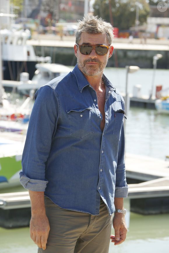 Thierry Neuvic a publié des images splendides de leur voyage loin de la France

Thierry Neuvic à la 21ème édition du Festival de la Fiction TV de La Rochelle. Le 13 septembre 2019
© Christophe Aubert via Bestimage