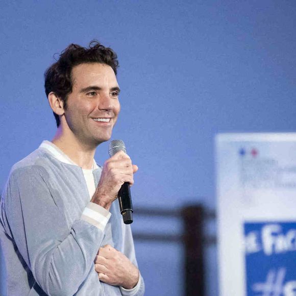 Des personnes de l'industrie voulaient acheter "50% de toutes [ses] éditions à perpétuité pour 45 000 pounds".

La chanteuse Mika lors d'un événement visant à sensibiliser au harcèlement scolaire au lycée Pierre Gille de Gennes à Paris, France le 7 novembre 2023 en présence de 200 élèves pour marquer leur mobilisation et celle de nombreuses personnalités contre ce fléau. Photo par Eliot Blondet/ABACAPRESS.COM