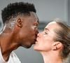 Ensemble depuis 2018, le couple de champions s'épanouit pleinement, et encore plus depuis la naissance de leur fille Skai en 2022.

Elina Svitolina et Gael Monfils lors d'une séance d'entraînement du tournoi de tennis Roland-Garros, le 20 mai 2026 à Paris. 

© Matthieu Mirville/ZUMA Press Wire/Bestimage