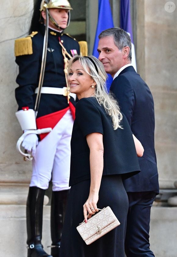 Rodolphe Saadé (Pdg de CMA-CGM et sa femme Véronique Albertini-Saadé - Arrivées au dîner d'état au palais de l'Elysée à Paris donné en l'honneur du roi et de la reine de Danemark le 31 mars 2025.

© Christian Liewig / Bestimage
