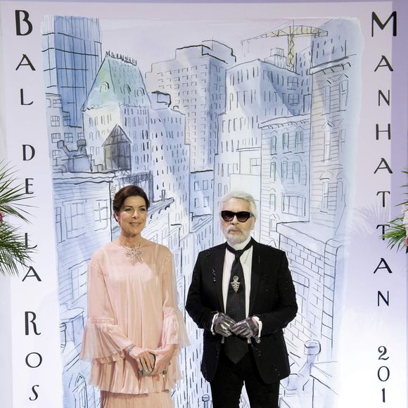 SAR La Princesse Caroline de Hanovre et Karl Lagerfeld - 64ème Bal de la Rose sur le thème de Manhattan, imaginé par K.Lagerfeld, au profit de la Fondation Princesse Grace, dans la Salle des Etoiles au Sporting Monte Carlo à Monaco. Le 24 mars 2018
© Pierre Villard / Palais Princier / SBM via Bestimage