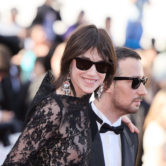 Charlotte Gainsbourg, Anthony Vaccarello - Montée des marches du film « Emilia Perez » lors du 77ème Festival International du Film de Cannes, au Palais des Festivals à Cannes. Le 18 mai 2024
© Jacovides-Moreau / Bestimage