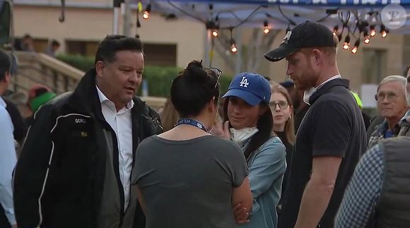 Après leur sortie auprès des sinistrés des incendies de Los Angeles le 11 janvier dernier
Le prince Harry et Meghan Markle se rendent au Pasadena Convention Center avec les services d secours et les victimes des incendies de Eaton à Los Angeles le 11 janvier 2025