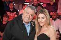 "Les muscles sont à l'arrêt" : Jean-Marie Bigard ne peut pas encore rentrer chez lui, sa femme Lola Marois décrit la situation

Exclusif - Jean-Marie Bigard et sa femme Lola Marois - Enregistrement de l'émission "La Grosse Rigolade" présentée par C.Hanouna. © Jack Tribeca / Bestimage