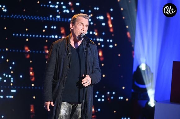 "C’est vrai que, systématiquement, dès que je croisais quelqu’un, c’était 'ça va ?'", racontait-il avec humour, 

Florent Pagny lors de l'enregistrement de l'émission « Vivement dimanche » au studio Rive Gauche, présentée par Michel Drucker, diffusée sur France 3 le 21 juin 2026, à Paris, France, le 20 mai 2026. © Guillaume Gaffiot/Bestimage