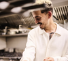 Le journal "Les Échos" a salué cette prise de risque gastronomique audacieuse.

Capture d'écran Instagram @valraffali