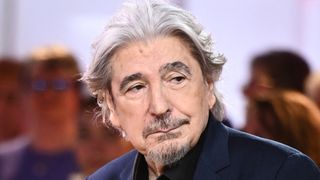 "Ce que je sais vraiment..." : Serge Lama retiré de la vie publique depuis 2 ans, un ami proche du chanteur donne de ses nouvelles