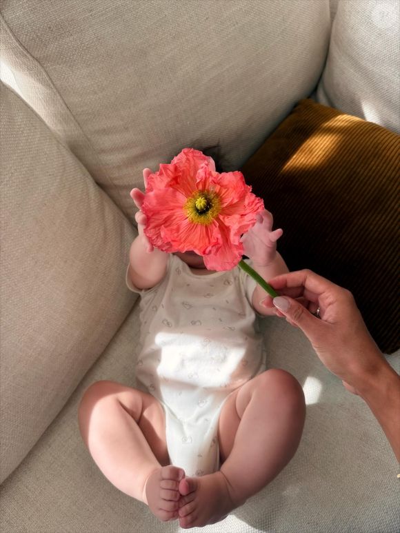 Chloé Mortaud partage des bouts de sa vie à Los Angeles avec son mari et ses enfants sur Instagram. Août 2025
