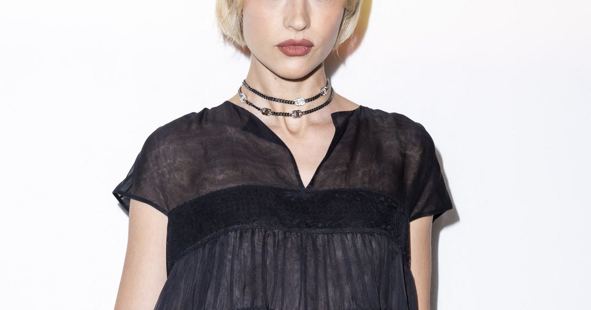 Angèle et sa nouvelle coupe de cheveux qui fait fureur : "4 ou 5 mois