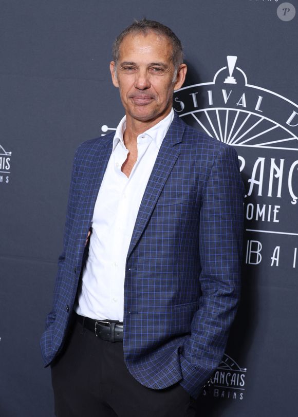 L’acteur a qualifié l’adresse de “meilleur endroit” auprès de ses abonnés.

Paul Belmondo au photocall du Festival du Cinéma Francais et de la gastronomie d'Aix-Les-Bains, France, le 6 Juin 2025. © Denis Guignebourg/Bestimage